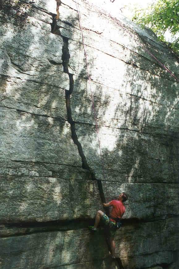 Crack at Lost City, courtesy Mike Rawdon