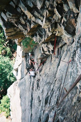 Looking down from the middle of the third pitch< on Gelsa (5.40)