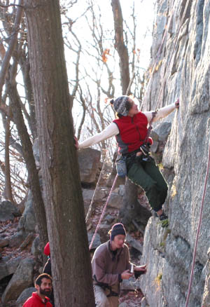Paulina using the tree on City Lights (5.7)